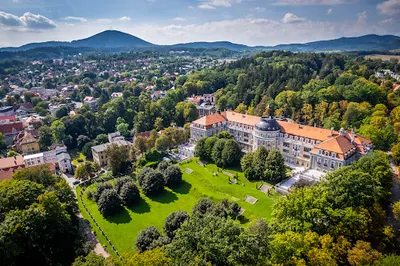 Dom Zdrojowy "Uzdrowisko Szczawno-Jedlina" S.A.
